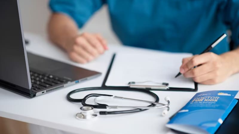 Las medidas buscan un reordenamiento del sistema de salud.