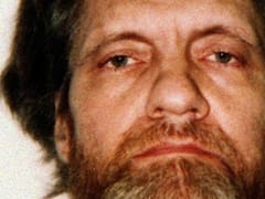 Fue un destacado matemático y terminó como uno de los criminales más buscados: quién fue el Unabomber y qué cuenta la nueva película de Netflix
