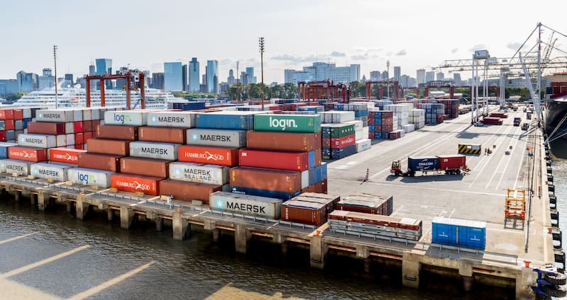 Uno de los desafíos principales de la economía hoy pasa por sustituir la sustitución de importaciones.