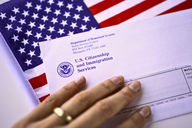 El Servicio de Ciudadanía e Inmigración de Estados Unidos comenzó a reactivar algunos trámites migratorios. Imagen: archivo.