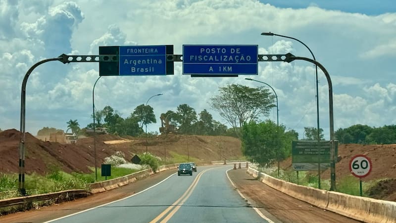 Vacaciones a Brasil en auto: el documento clave que hay que llevar para cruzar la frontera sin problemas