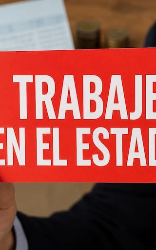 Confirmado por el Gobierno | Abren empleos con sueldo de hasta $2,4 millones: solo exigen primaria y pocos meses de experiencia