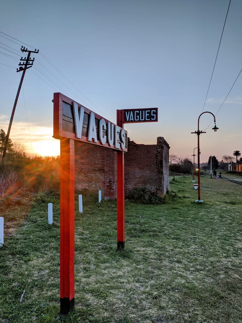 Vagues, San Antonio de Areco.