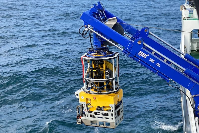 El vehículo operado a distancia Ægir 6000 permitió tomar muestras e imágenes del pecio para evaluar el estado del reactor y la posible fuga de material radiactivo.