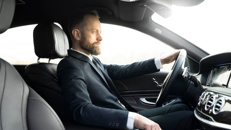 Los coches que no podrán circular martes, 27 de enero de 2026.