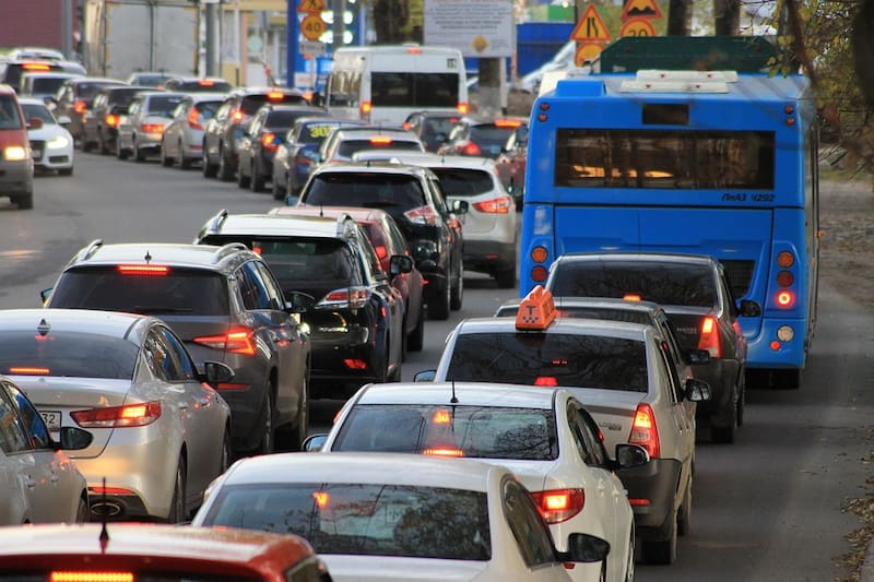 Los coches que no podrán circular martes, 11 de agosto de 2026.