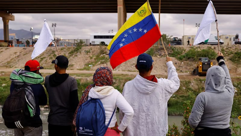 l Departamento de Seguridad Nacional (DHS) ha generado un fuerte impacto en la comunidad migrante tras pronunciarse sobre la finalización del Estatus de Protección Temporal (TPS) para ciudadanos de Venezuela.