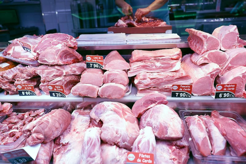 Las restricciones afectan a las exportaciones, aunque algunos países han comenzado a flexibilizar la entrada de derivados del cerdo.