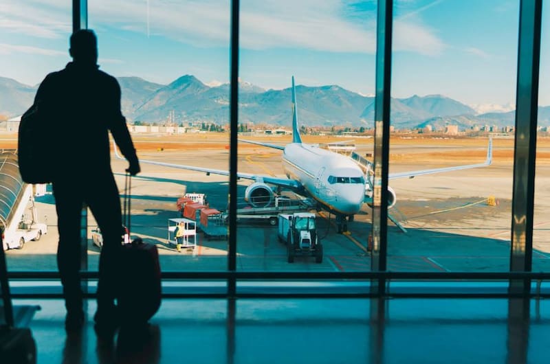 El turismo emisivo por vía aérea creció un 25% interanual, mientras que el receptivo cayó un 0,3%.