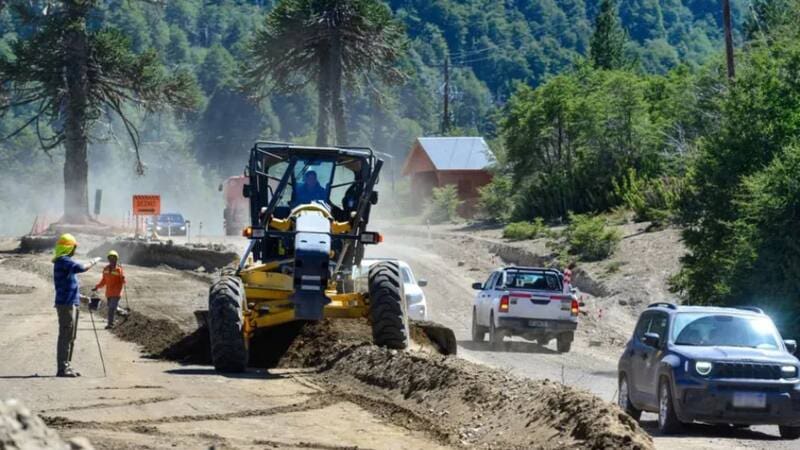 Pavimentarán una de las rutas más importantes del país y taparán todos los baches de la traza (foto: archivo).