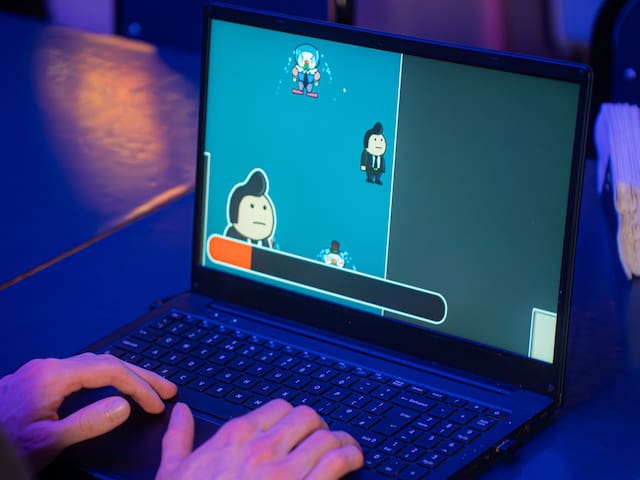 Showcase de videojuegos argentinos: universidades se suman a una edición especial con controles alternativos en El Destello