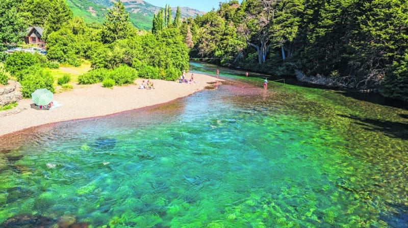 Lago Meliquina, Patagonia.