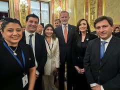 Villarruel se mostró junto al Rey Felipe VI en Madrid, mientras Milei está en París