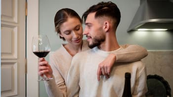 San Valentín: cómo elegir el vino perfecto sin caer en los errores más comunes y no pagar de más