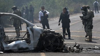 México: 25 militares murieron en la represalia narco tras la operación que mató a “El Mencho”