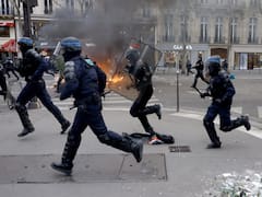Máxima tensión en Francia con otra jornada de protestas masivas: negocios blindados y más de 70.000 policías en la calle