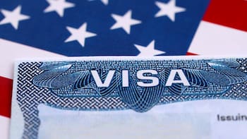 Adiós a la visa y el pasaporte: EE.UU. dará entrada legal al país a todos los extranjeros que tengan este documento