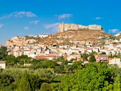 El pueblo de Zaragoza que combina vino, historia y la pintura más famosa de España: qué lo hace un destino único