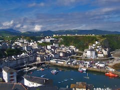 El secreto mejor guardado de la costa verde: esta es la villa marinera de Asturias donde se esconde uno de los jardines más grandes de Europa