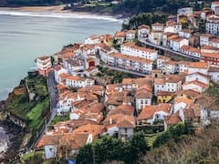 El pequeño pueblo del norte junto al mar que parece detenido en el tiempo: es el mejor lugar para comer rico y barato