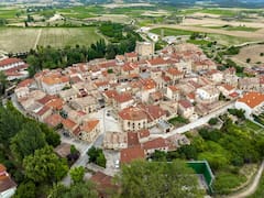 El pueblo escondido en La Rioja que te enamorará con sus calles medievales y sus vinos excelentes