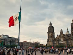 Por orden del protocolo y ceremonial: cuándo la bandera nacional debe estar a media asta