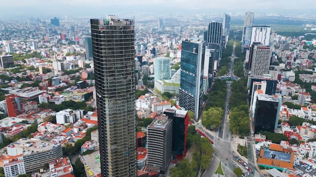 Y todos para arriba | Kilómetros ahorrados matan a los metros cuadrados: La revolución de la vivienda en CDMX