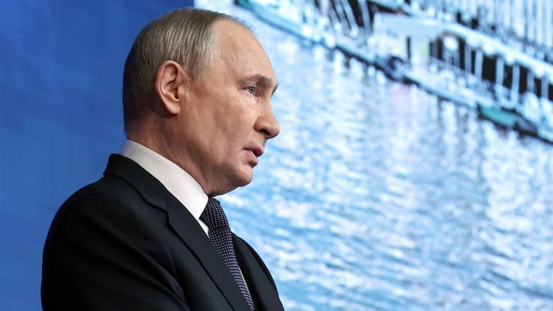 Vladimir Putin afirma que Rusia buscará anexar todos los territorios que considera propios. Ucrania y EE.UU. advierten sobre el riesgo de una guerra prolongada.