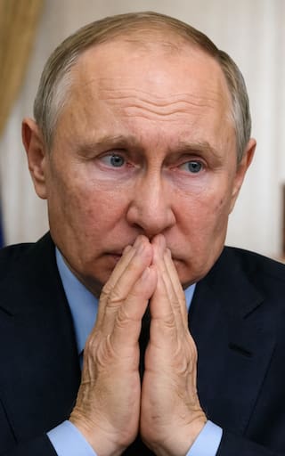 El fin de una era | Rusia intenta borrar evidencia de que Putin podría abandonar el poder: preocupa su estado de salud en el Kremlin