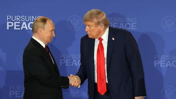 Trump habló con Putin antes de ver a Zelensky y habló de “diálogo muy productivo”