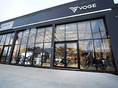 Uno de los mayores fabricantes de motos acelera con una marca china y proyecta récord de ventas para este año