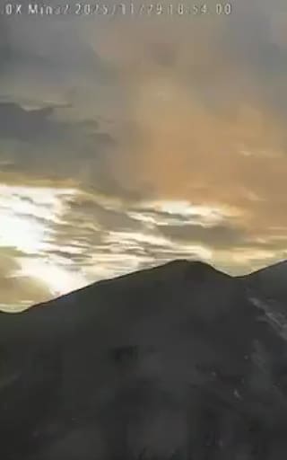 Alerta en Colombia: el volcán Puracé emite cenizas y gases y afecta las operaciones del aeropuerto de Popayán