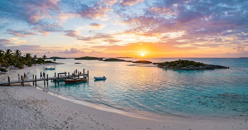 Vivir gratis en Las Bahamas: buscan voluntarios para crear contenido para redes sociales a cambio de alojamiento y comida.