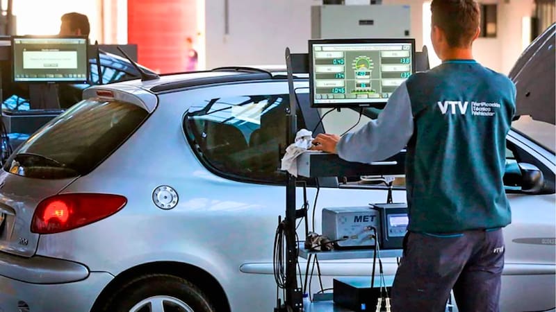 VTV rechazada: ahora, los autos que no tengan este elemento en sus asientos no pasarán la Verificación Técnica
Fuente: Archivo