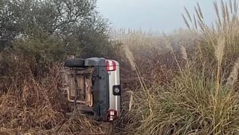 Tragedia en la Ruta 11: quiso auxiliar a un conocido y murió atropellado por un camión