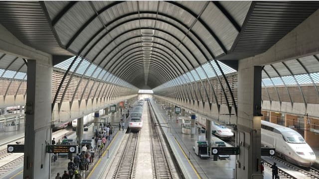 Vuelve el servicio de tren que conecta a dos ciudades clave y recorre de punta a punta el país