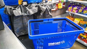 Walmart sumó una nueva forma de pago en todas las tiendas del país: funciona con Apple Pay, Google Pay y smartwatches