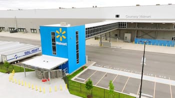 El supermercado más grande del país abre un almacén semiautomatizado: 90 robots preparan automáticamente más de 550 pedidos por día