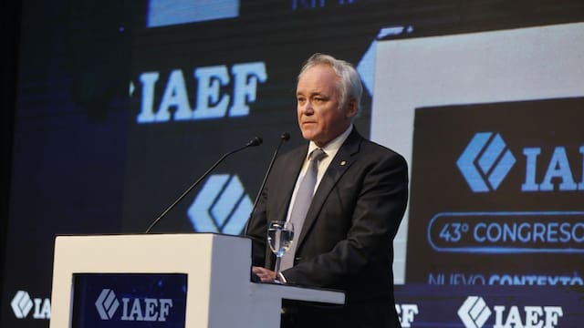Blindar reservas: el vicepresidente de BCRA confirmó que redujeron la posición en futuros y aseguró que renovarán los swap