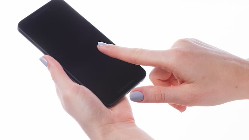 What it means when your cellphone turns off by itself: what manufacturers say and when there is no longer a solution.