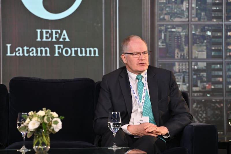 El economista jefe del Banco Mundial estuvo en Buenos Aires