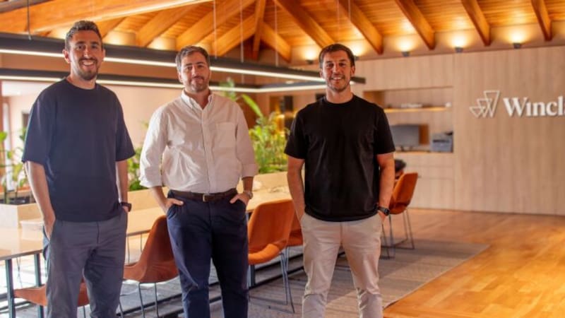 Mariano Saenz, CEO de Winclap, Gonzalo Olmedo, CFO de Winclap, y Leandro Santos, VP de Winclap Studio.