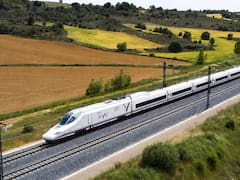 Ya es oficial | El Gobierno anunció la compra de 40 trenes de alta velocidad que alcanzan los 350 km/h para renovar una de las líneas más importantes