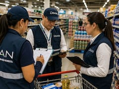 Ya es oficial: el Gobierno visitó supermercados con abogados y servidores públicos para verificar que cumplan con obligaciones tributarias
