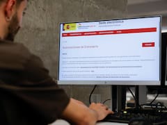 Ya es oficial | España agiliza los permisos de residencia y trabajo: así funciona el nuevo reglamento de extranjería