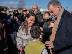 Orsi lanzó en Las Piedras el programa Más Barrio y ratificó la continuidad