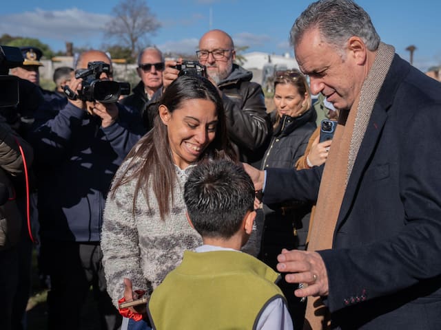 Gobierno firma crédito de US$250 millones con el CAF para el programa Más Barrio