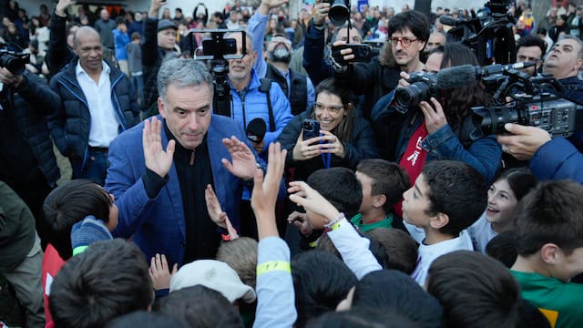 La desaprobación de Orsi trepó al 65%