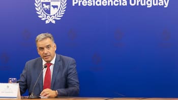 Yamandú Orsi sobre política de seguridad de El Salvador: “es un ejemplo a analizar, no a seguir”