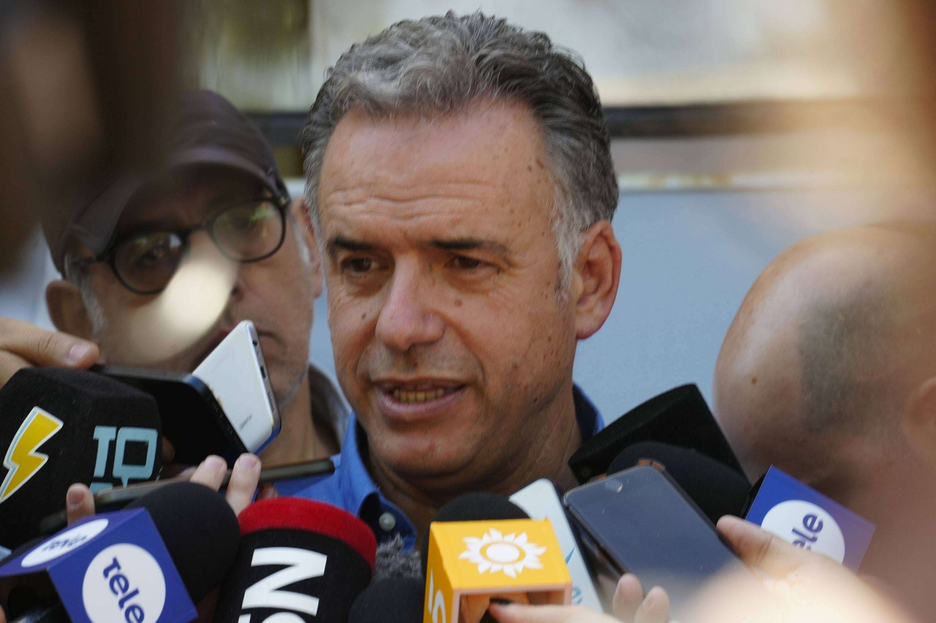 Orsi sube al USS Nimitz sin aval parlamentario y desata la ira del PIT-CNT — image 4